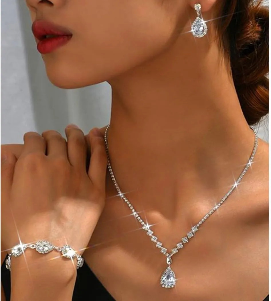 Unicra Bride Crystal Necklace Earrings Set Bridal Wedding Jewelry Sets Rhinestone Choker Necklace Prom Costume Jewelry Set for Women and Brides